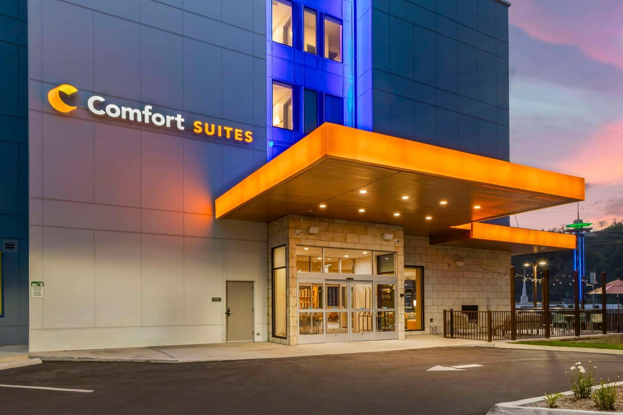 Comfort Suites Gatlinburg Downtown-Convention Center Exterior photo