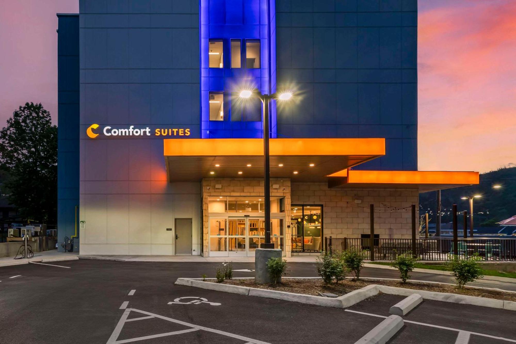 Comfort Suites Gatlinburg Downtown-Convention Center Exterior photo